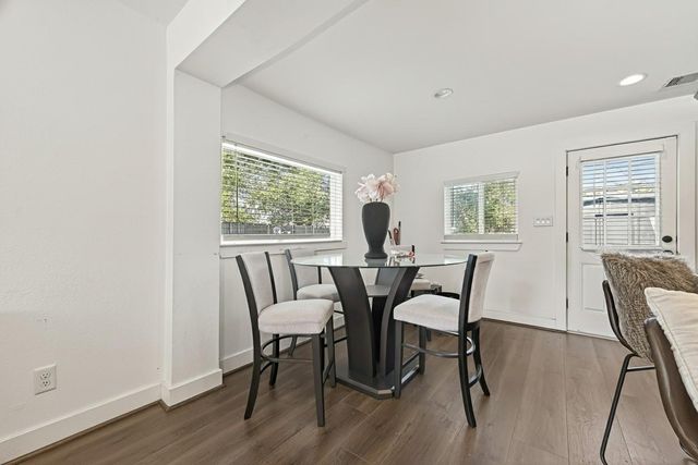 978 Saint Clair Street, Houston, TX 77088