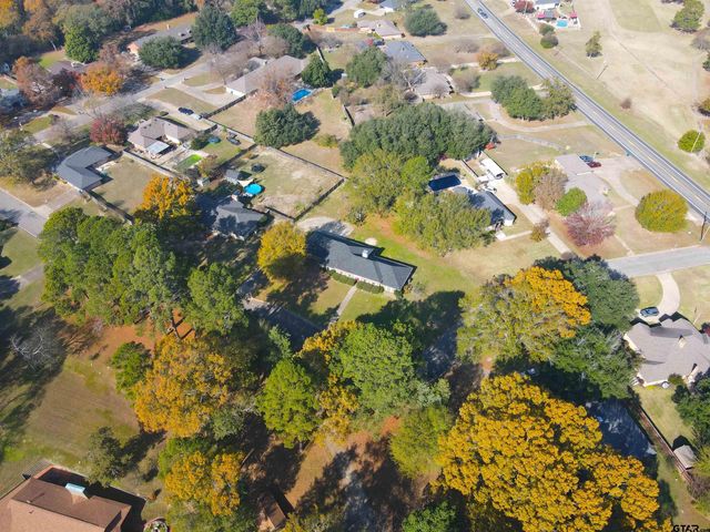 2506 CEDAR CREEk DR, Mt Pleasant, TX 75455