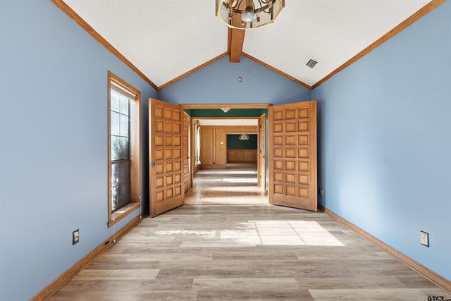 2506 CEDAR CREEk DR, Mt Pleasant, TX 75455