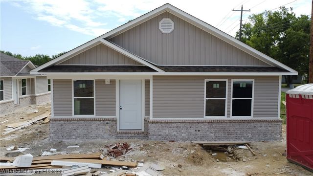 110 Witteville Road, Poteau, OK 74953