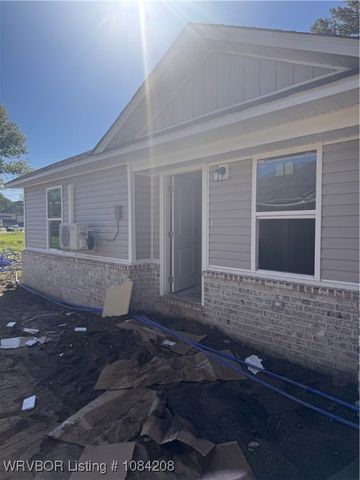 110 Witteville Road, Poteau, OK 74953