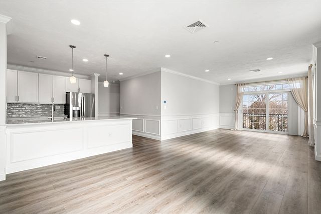 320 Middlesex Ave A207, Medford, MA 02155