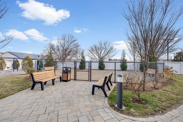 320 Middlesex Ave A207, Medford, MA 02155