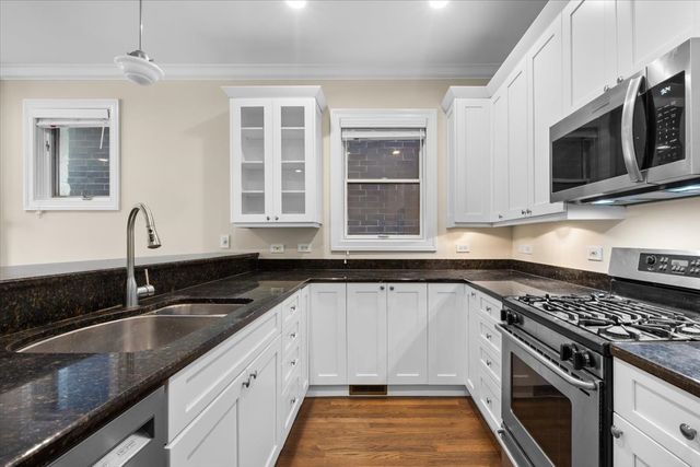 2717 N SOUTHPORT Avenue 1N, Chicago, IL 60614