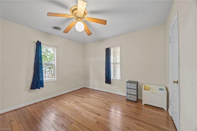 2308 Bidgood DR, Portsmouth, VA 23703