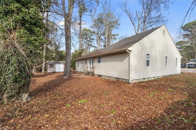 2308 Bidgood DR, Portsmouth, VA 23703