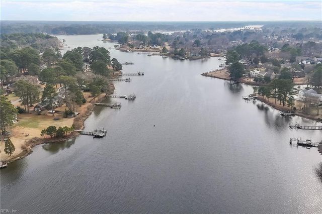 2308 Bidgood DR, Portsmouth, VA 23703