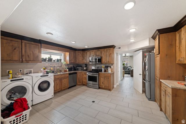 720 N CENTRAL ST, Hildale, UT 84784