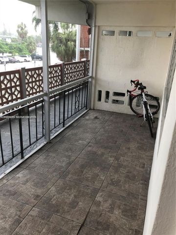 1430 NE 170th Street 317, North Miami Beach, FL 33162