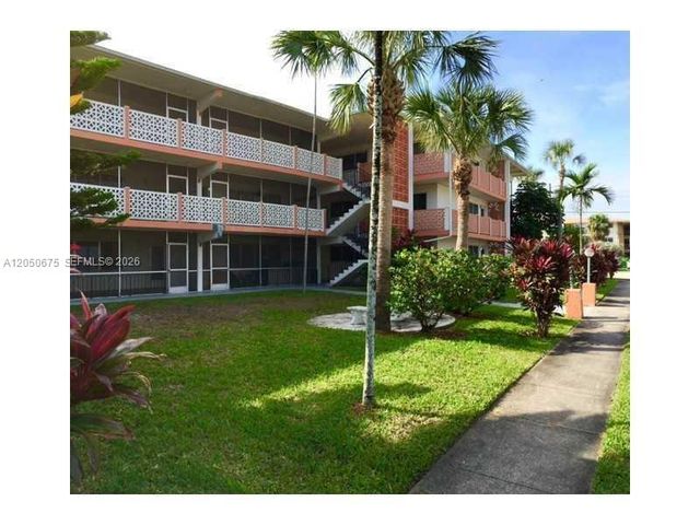 1430 NE 170th Street 317, North Miami Beach, FL 33162