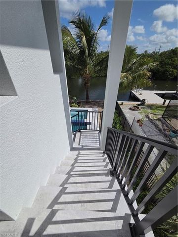 231 1st ST, Bonita Springs, FL 34134