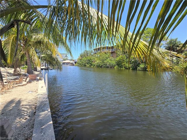 231 1st ST, Bonita Springs, FL 34134