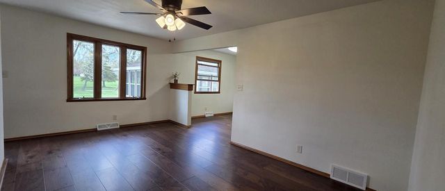 3360 Oakwood ROAD, Oak Creek, WI 53154