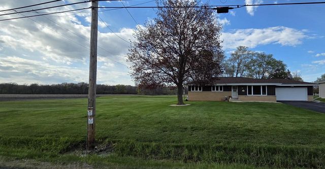 3360 Oakwood ROAD, Oak Creek, WI 53154