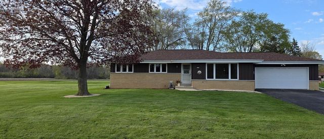 3360 Oakwood ROAD, Oak Creek, WI 53154