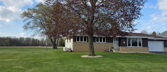 3360 Oakwood ROAD, Oak Creek, WI 53154