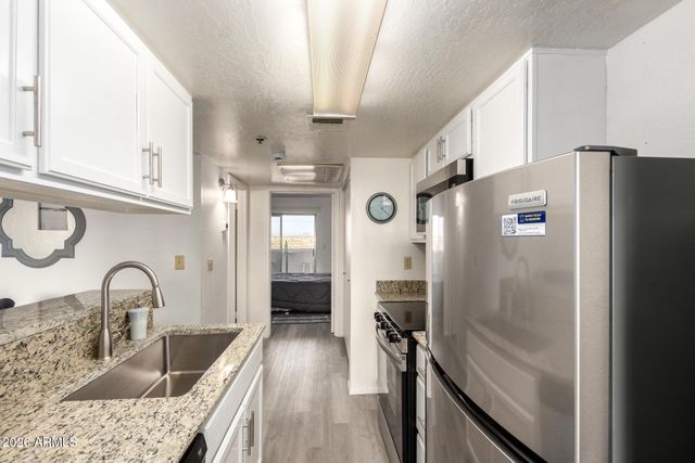 12123 W BELL Road 339, Surprise, AZ 85378