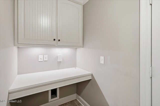 988 Clubhouse Drive, Pearl, MS 39208