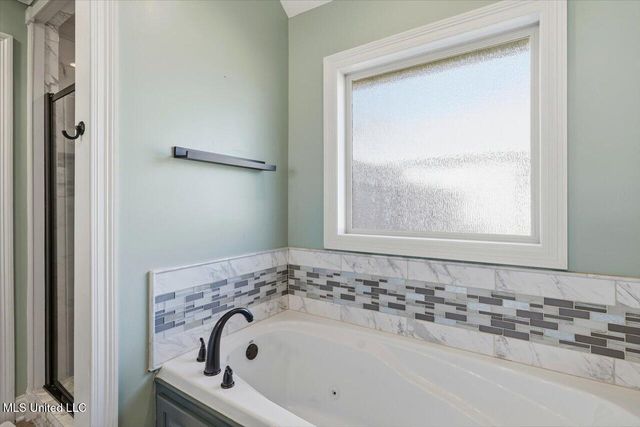 988 Clubhouse Drive, Pearl, MS 39208