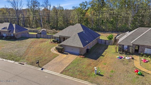 988 Clubhouse Drive, Pearl, MS 39208