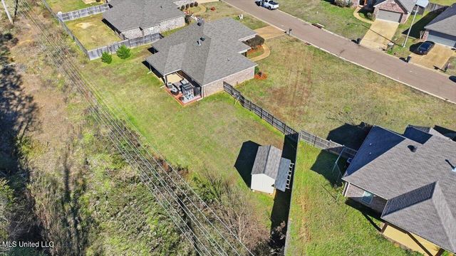 988 Clubhouse Drive, Pearl, MS 39208