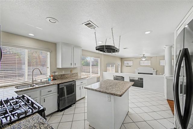 1452 Red Apple Court, Las Vegas, NV 89142