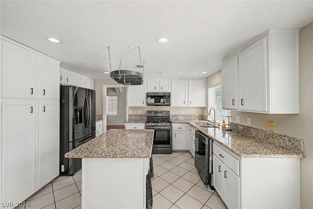 1452 Red Apple Court, Las Vegas, NV 89142