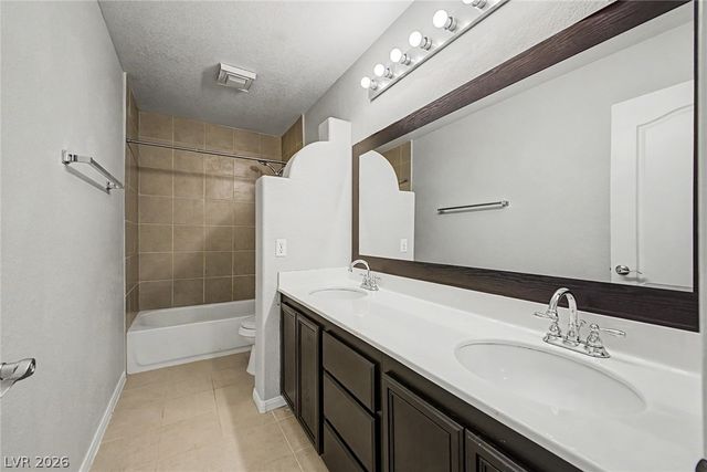 1452 Red Apple Court, Las Vegas, NV 89142