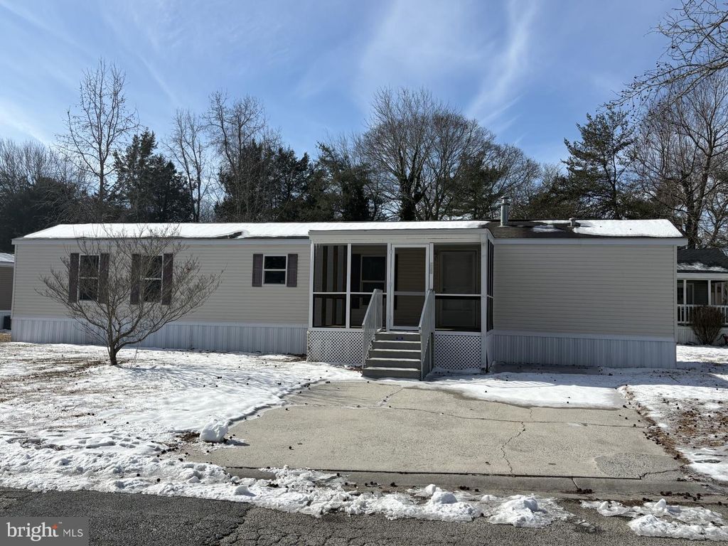 220 SAND CASTLE BLVD, Fruitland, MD 21826