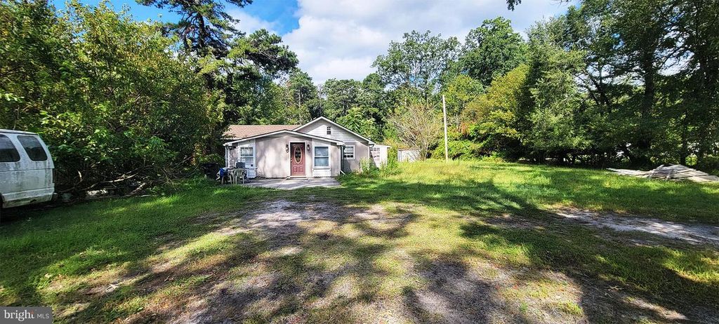117 PINE AVE, Egg Harbor Township, NJ 08234