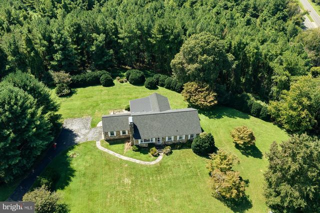 552 FROST AVE, Warrenton, VA 20186