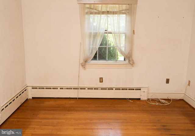 552 FROST AVE, Warrenton, VA 20186