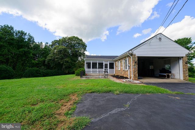 552 FROST AVE, Warrenton, VA 20186