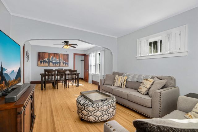 1110 Virginia Street, Saint Paul, MN 55117