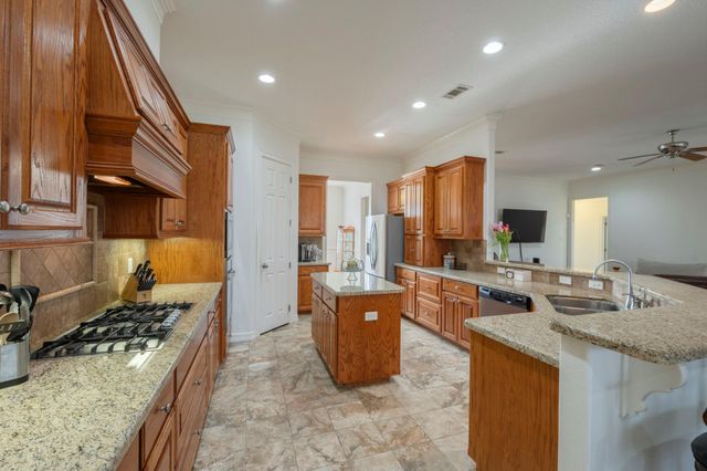 5303 Riviera Court, College Station, TX 77845