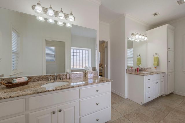 5303 Riviera Court, College Station, TX 77845