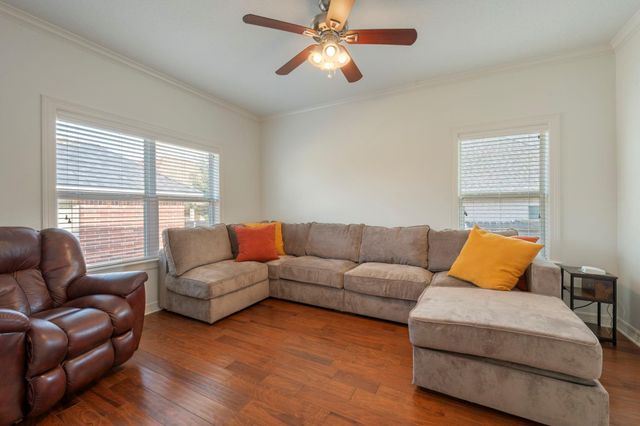 5303 Riviera Court, College Station, TX 77845