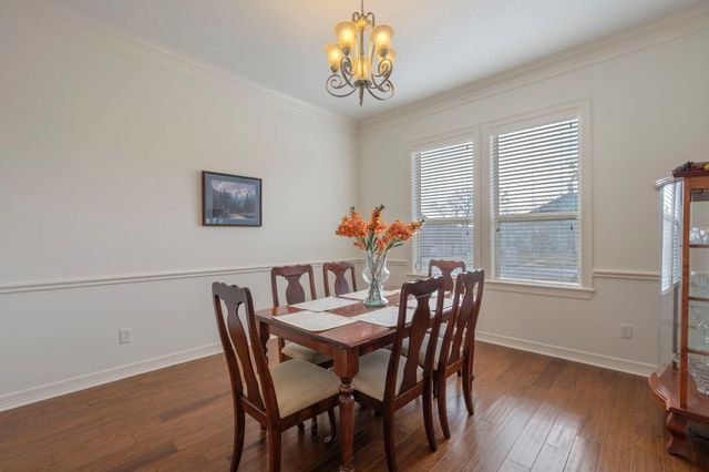 5303 Riviera Court, College Station, TX 77845