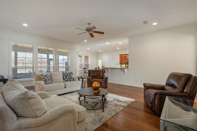 5303 Riviera Court, College Station, TX 77845