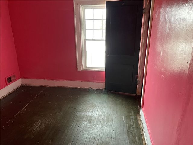 2618 Cleveland St, Mckeesport, PA 15132