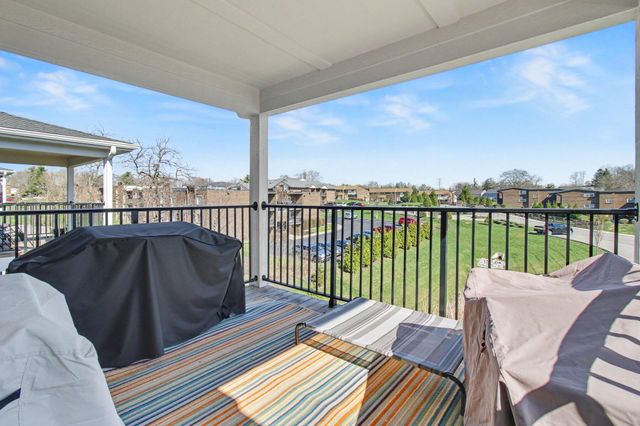 2504 Crosshill Drive, Crescent Springs, KY 41017