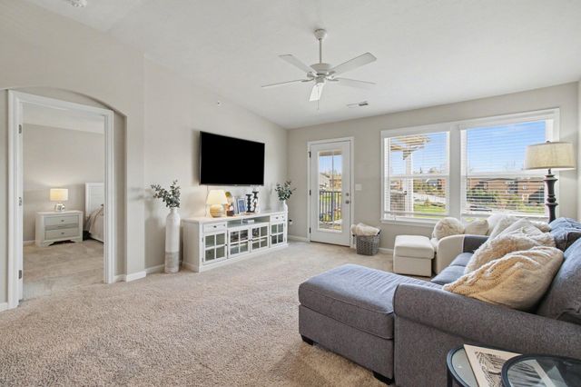 2504 Crosshill Drive, Crescent Springs, KY 41017