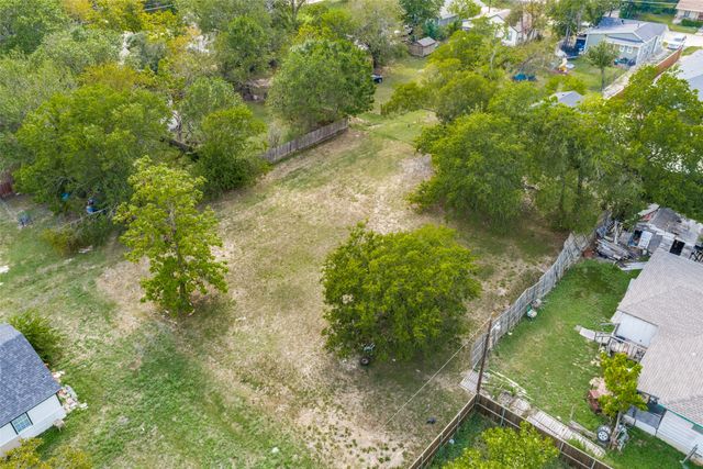 906 Hamilton Street, Mckinney, TX 75069