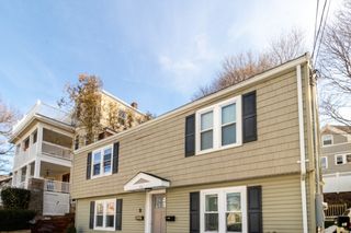 43 Sagamore Ave 1A, Winthrop, MA 02152