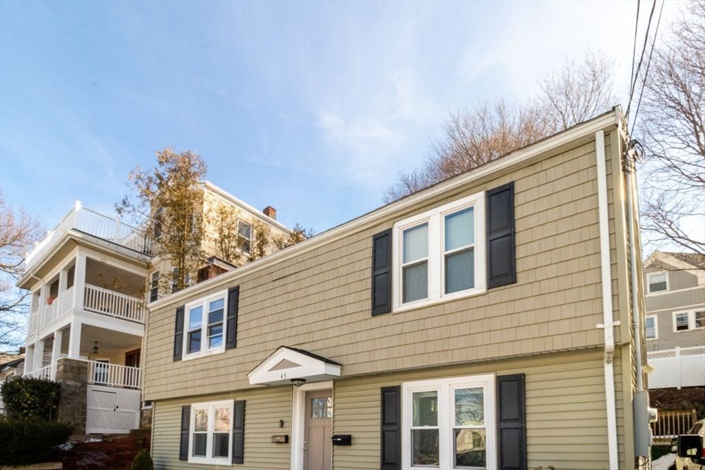 43 Sagamore Ave 1A, Winthrop, MA 02152