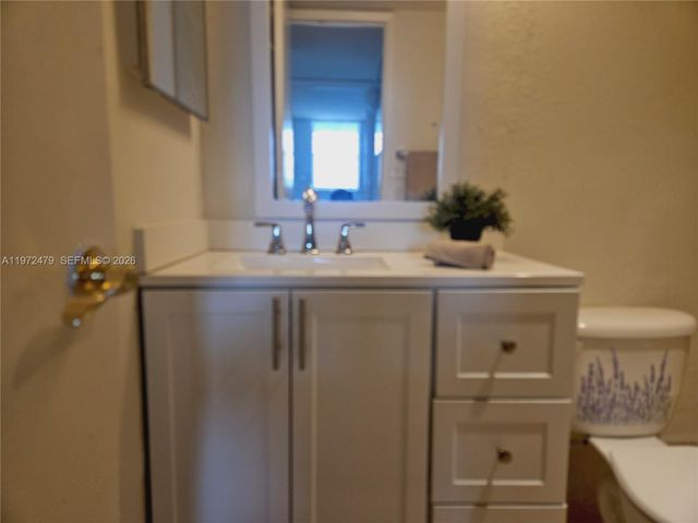4550 NW 9th Street 704E, Miami, FL 33126