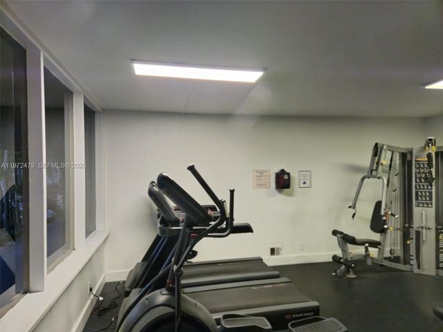 4550 NW 9th Street 704E, Miami, FL 33126