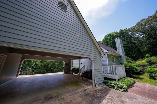 9135 Clearwater Road, Gainesville, GA 30506