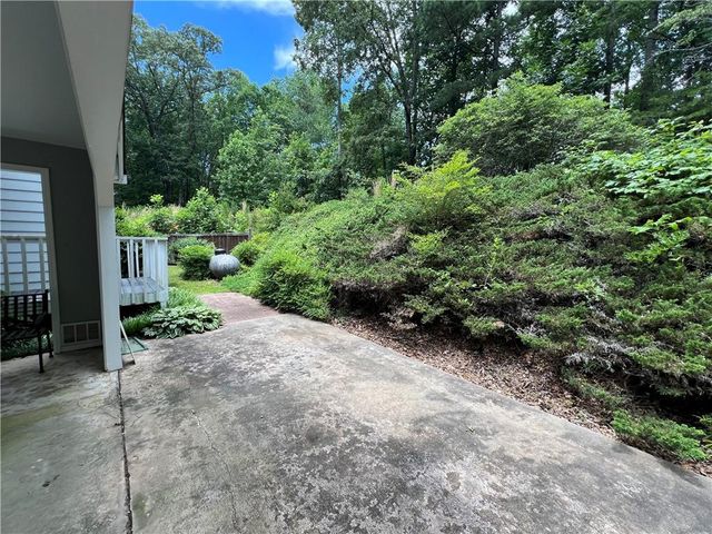 9135 Clearwater Road, Gainesville, GA 30506