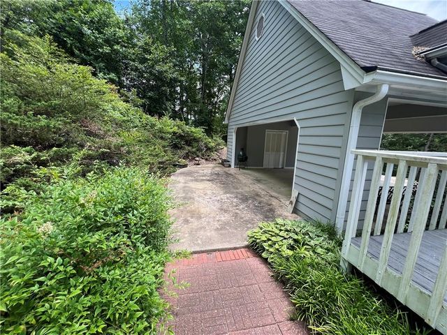 9135 Clearwater Road, Gainesville, GA 30506